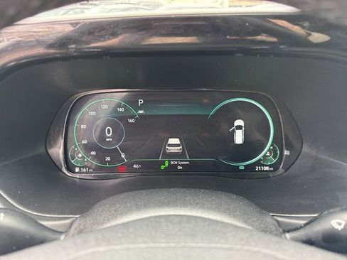 Used 2022 Hyundai Palisade Limited w/ Winter Package image 9