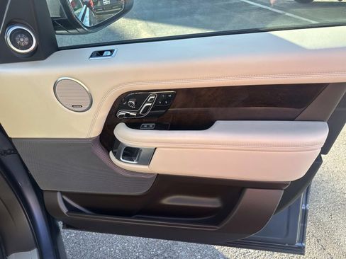 Used 2022 Land Rover Range Rover Westminster Edition image 14