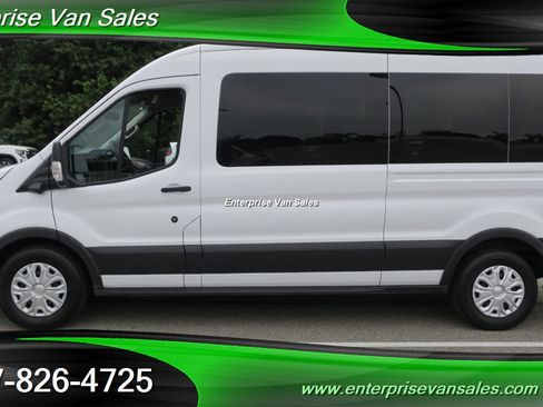 Used 2023 Ford Transit 350 XLT image 9