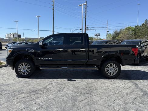 Used 2016 Nissan Titan Platinum Reserve image 4