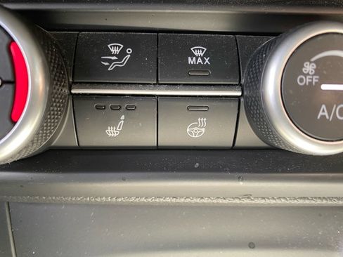 Used 2023 Alfa Romeo Stelvio Ti w/ Active Assist Plus Package AWD/4WD image 20