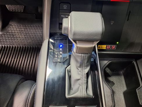 Used 2026 Toyota Tundra Platinum AWD/4WD image 18