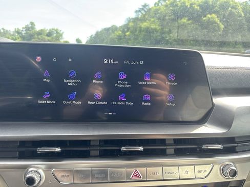 Used 2023 Kia Telluride S w/ S Sunroof Package FWD image 19
