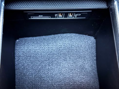 Used 2022 Mercedes-Benz G 63 AMG Squared w/ AMG Night Package image 40