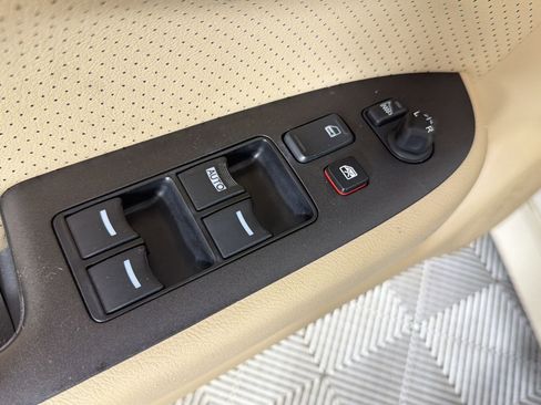 Used 2007 Acura TSX w/ Navigation FWD image 21