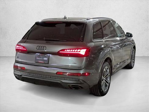 Certified 2025 Audi Q7 2.0T Premium Plus w/ Premium Plus Package image 5