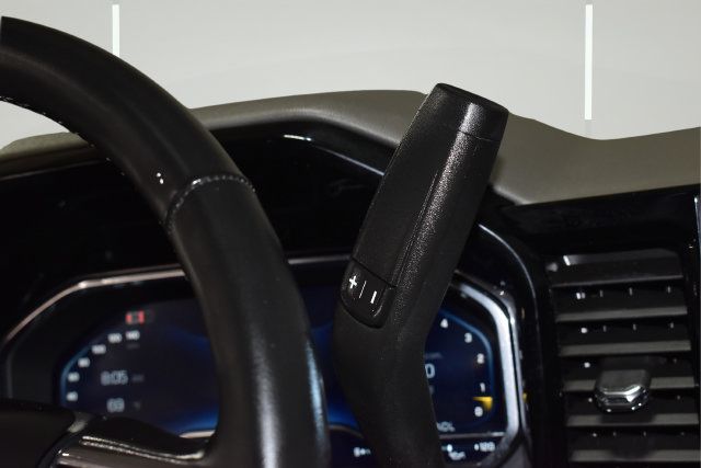 Used 2024 Chevrolet Silverado 2500 ZR2 w/ Technology Package AWD/4WD image 18