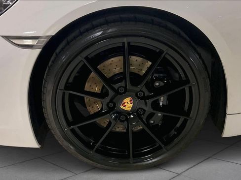 Used 2022 Porsche 718 Cayman GT4 image 10
