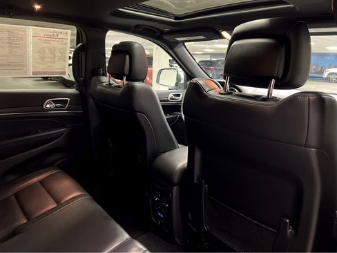 Used 2021 Jeep Grand Cherokee Limited w/ Premium Lighting Group image 22