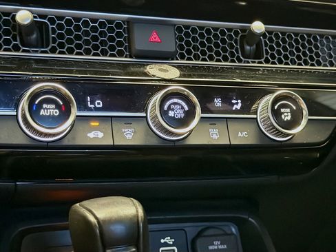 Used 2022 Honda Civic Sport image 10