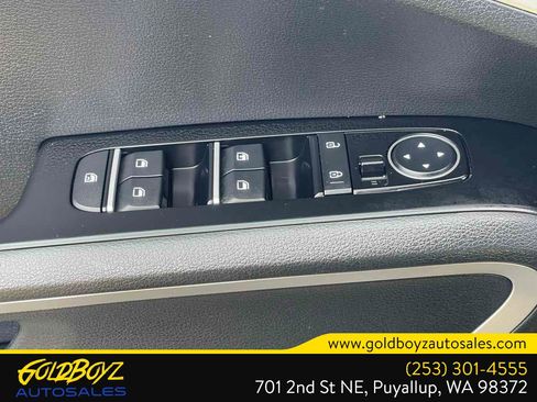 Used 2020 Kia Soul LX FWD image 37