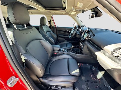 Used 2020 MINI Cooper Clubman S w/ Premium Package image 32