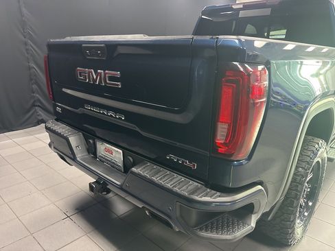 Used 2020 GMC Sierra 1500 AT4 w/ AT4 Premium Package image 4