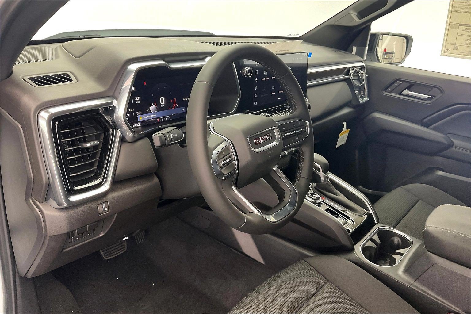 New 2026 GMC Canyon Elevation w/ Convenience Package AWD/4WD image 4