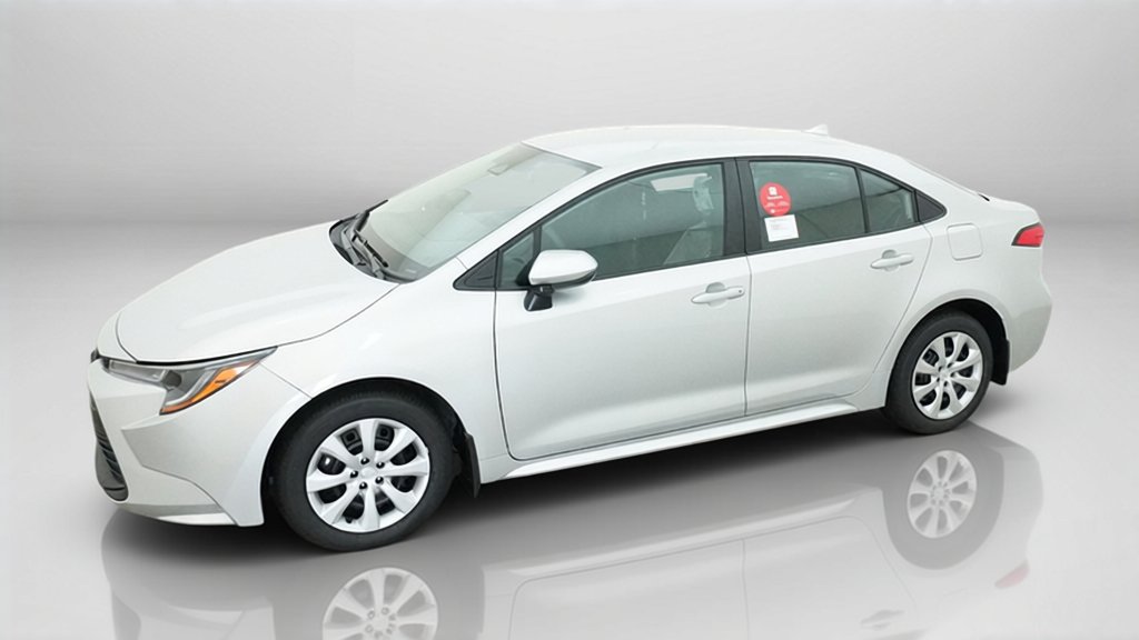 New 2027 Toyota Corolla LE FWD image 3