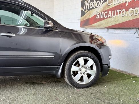 Used 2015 Chevrolet Traverse LTZ image 9