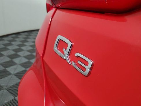 Used 2025 Audi Q3 2.0T Premium AWD/4WD image 9