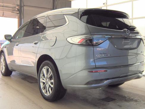 Used 2023 Buick Enclave Avenir w/ Avenir Technology Package image 5