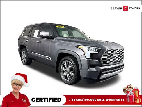 Used 2025 Toyota Sequoia Capstone image 1