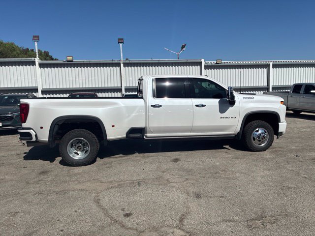 Used 2023 Chevrolet Silverado 3500 High Country AWD/4WD image 4