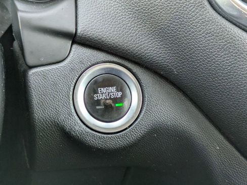 Used 2019 Chevrolet Equinox LT image 29