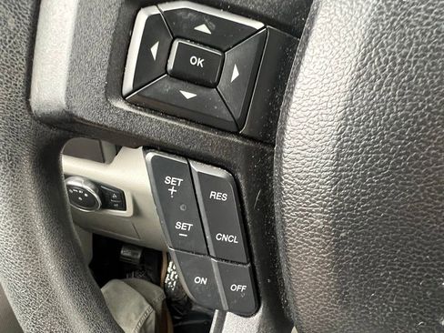 Used 2017 Ford F150 XLT AWD/4WD image 29