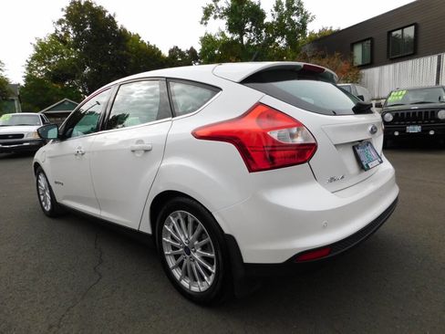 Used 2013 Ford Focus Electric Hatchback w/ Exterior Protection Pkg image 3