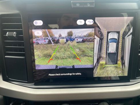 New 2026 Ford F250 XLT w/ XLT Premium Package image 19