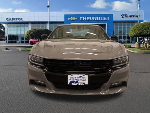 Used 2023 Dodge Charger SXT w/ Blacktop Package image 7