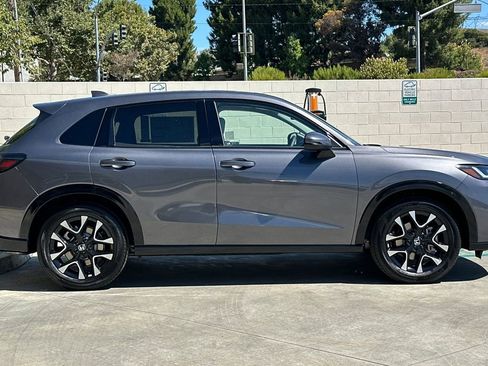 New 2026 Honda HR-V EX-L image 3