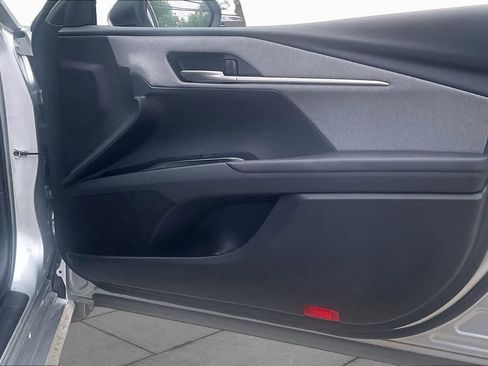 Used 2025 Toyota Camry LE w/ Convenience Package FWD image 22
