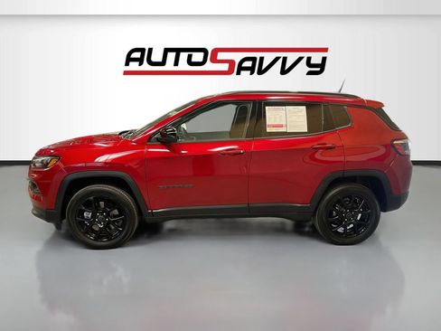 Used 2026 Jeep Compass Latitude AWD/4WD image 4