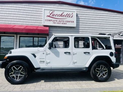 Used 2024 Jeep Wrangler Unlimited Sahara AWD/4WD image 1