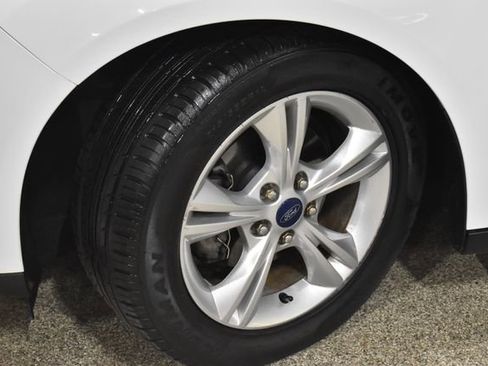 Used 2014 Ford Focus SE FWD image 11