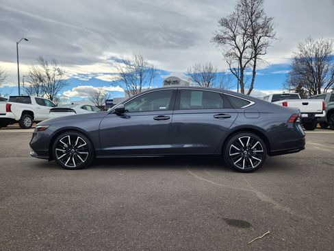 Used 2024 Honda Accord Touring image 4