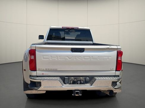 Used 2022 Chevrolet Silverado 3500 LT w/ Convenience Package AWD/4WD image 6