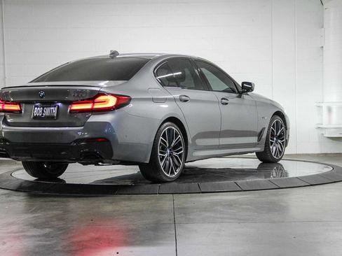 Certified 2023 BMW 530e w/ M Sport Package image 6