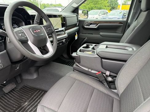 New 2026 GMC Sierra 1500 Elevation w/ X31 Off-Road Package AWD/4WD image 17