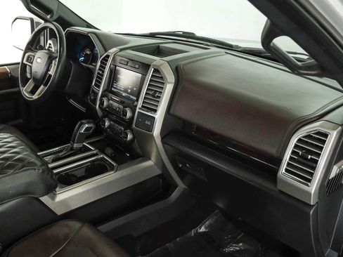 Used 2015 Ford F150 Platinum w/ Equipment Group 701A Luxury RWD image 12