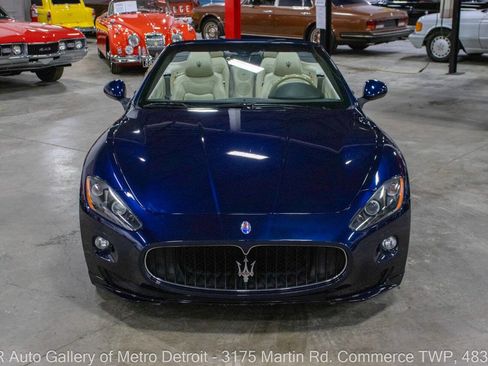 Used 2012 Maserati GranTurismo Sport image 12