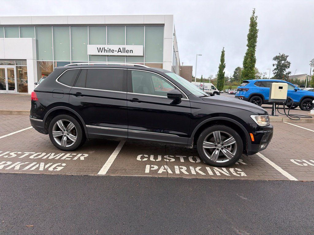 Used 2021 Volkswagen Tiguan SEL AWD/4WD image 5