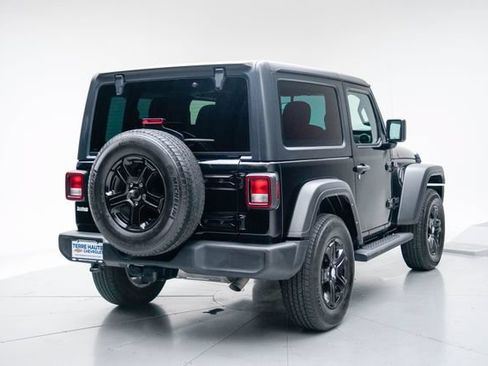 Used 2022 Jeep Wrangler Sport AWD/4WD image 6