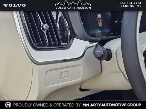 New 2026 Volvo XC60 B5 Ultra w/ Protection Package Premier AWD/4WD image 17