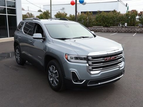 Used 2023 GMC Acadia SLT image 3