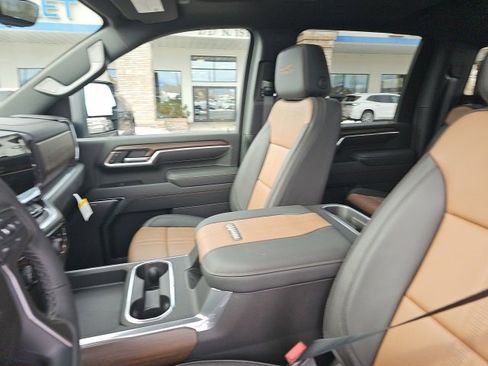 New 2025 Chevrolet Silverado 3500 High Country w/ Technology Package image 34