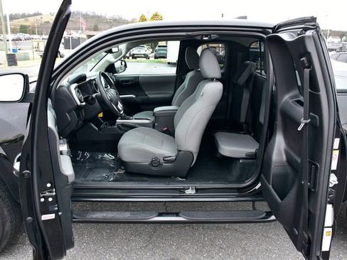 Used 2019 Toyota Tacoma SR5 image 13