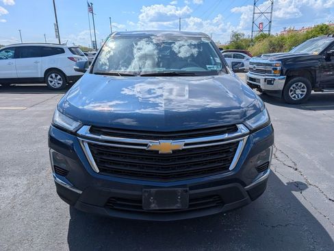 Used 2023 Chevrolet Traverse LS w/ Safety Package AWD/4WD image 2
