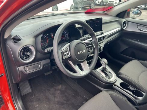 Certified 2023 Kia Forte LXS image 6