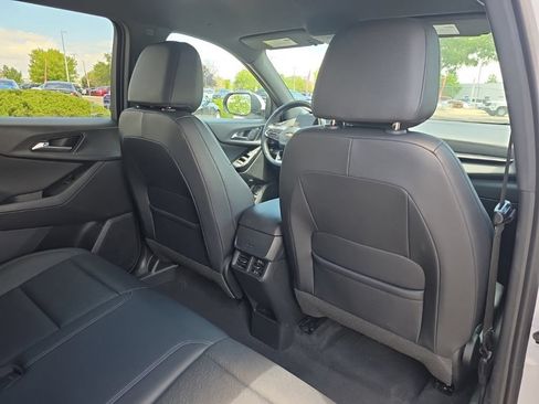 Certified 2025 Chevrolet Equinox LT w/ Convenience Package II FWD image 23