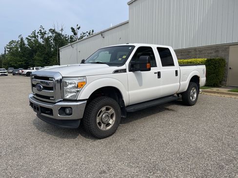 Used 2015 Ford F250 XLT AWD/4WD image 8